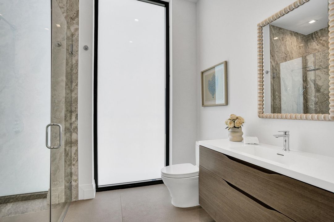 For Sale: $2,549,000 (3 beds, 3 baths, 1978 Square Feet)