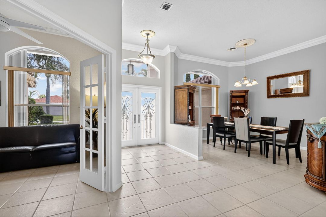 Active With Contract: $779,000 (4 beds, 3 baths, 2470 Square Feet)