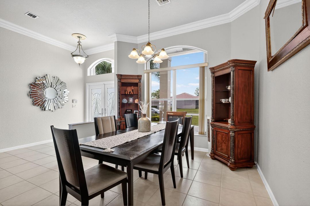 Active With Contract: $779,000 (4 beds, 3 baths, 2470 Square Feet)