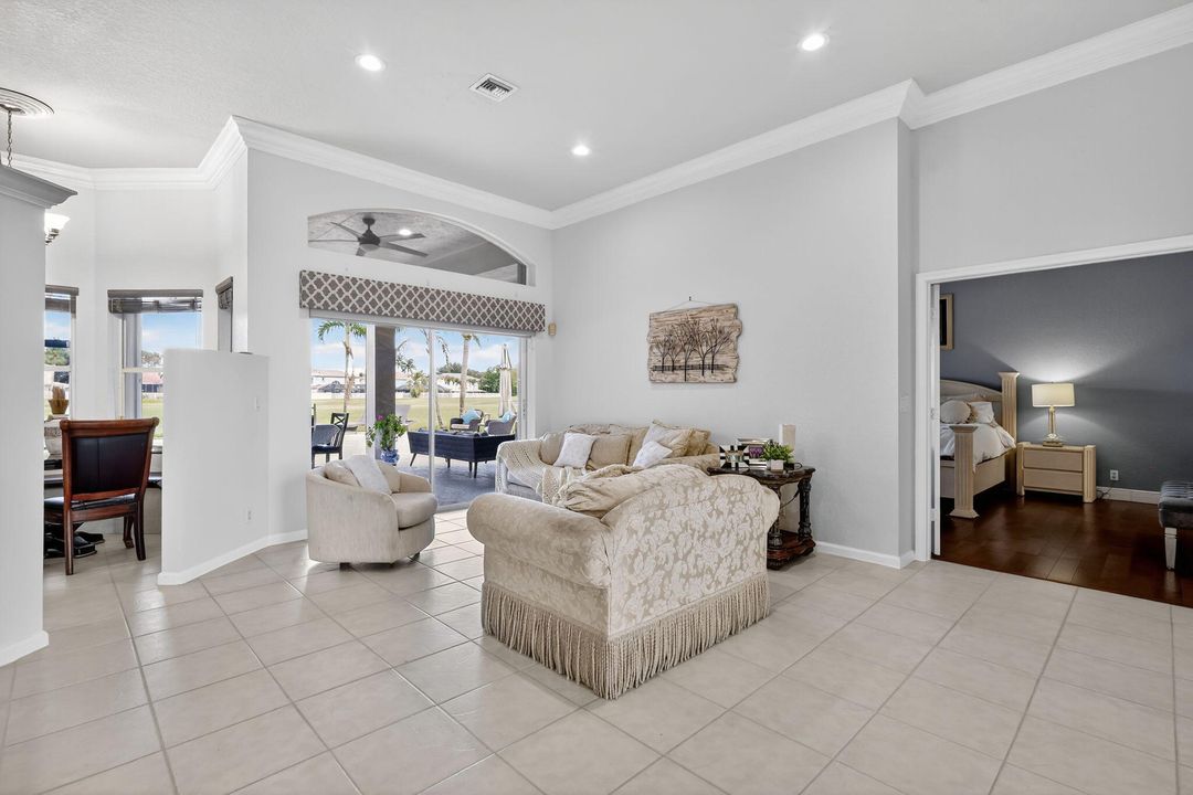 Active With Contract: $779,000 (4 beds, 3 baths, 2470 Square Feet)