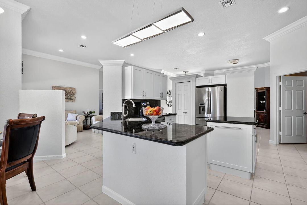 Active With Contract: $779,000 (4 beds, 3 baths, 2470 Square Feet)