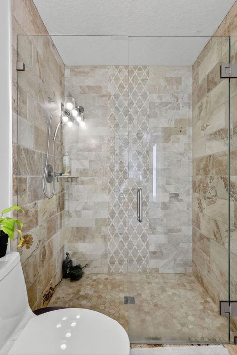 Active With Contract: $779,000 (4 beds, 3 baths, 2470 Square Feet)