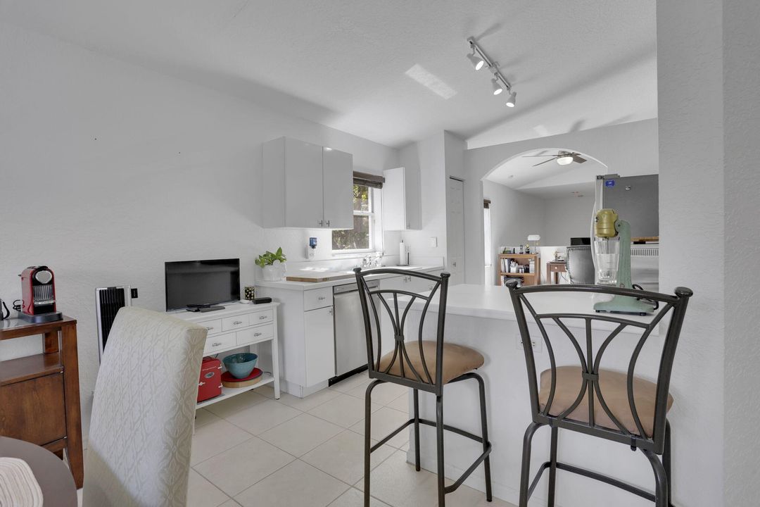 En Venta: $325,000 (3 camas, 2 baños, 1523 Pies cuadrados)