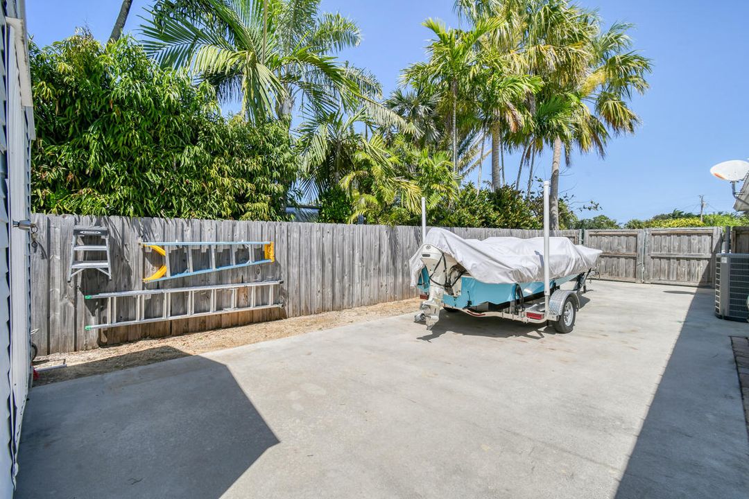 待售: $1,649,000 (4 贝兹, 2 浴室, 2289 平方英尺)