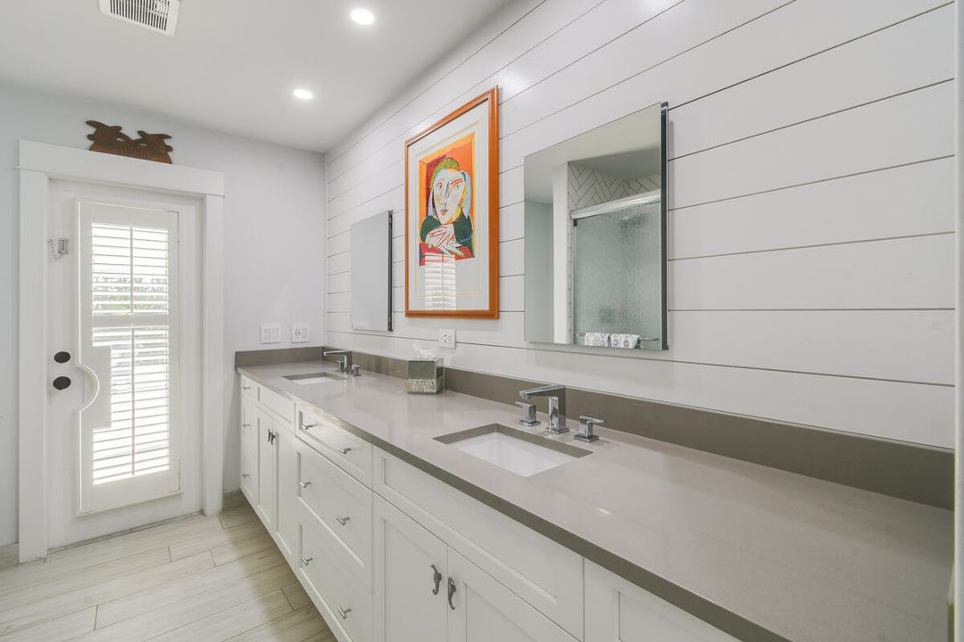 待售: $1,649,000 (4 贝兹, 2 浴室, 2289 平方英尺)