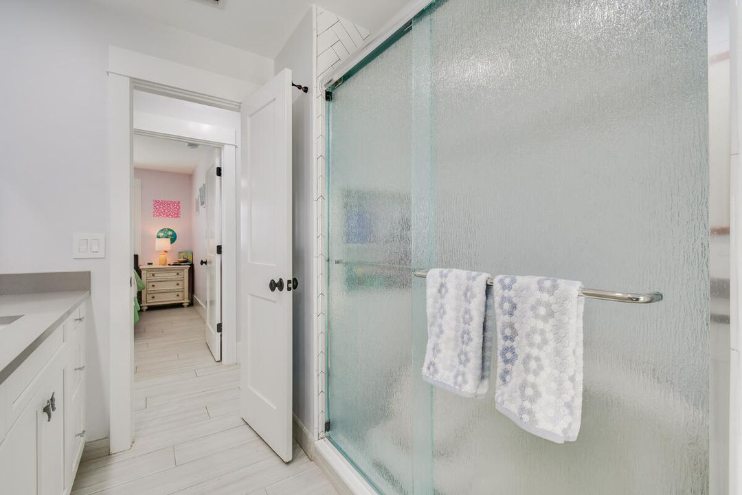 待售: $1,649,000 (4 贝兹, 2 浴室, 2289 平方英尺)