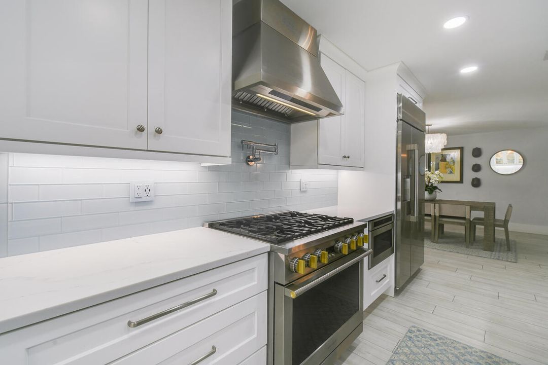 待售: $1,649,000 (4 贝兹, 2 浴室, 2289 平方英尺)