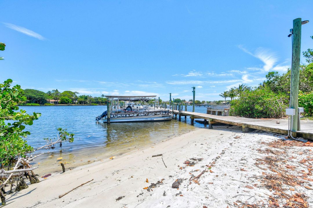 待售: $1,649,000 (4 贝兹, 2 浴室, 2289 平方英尺)