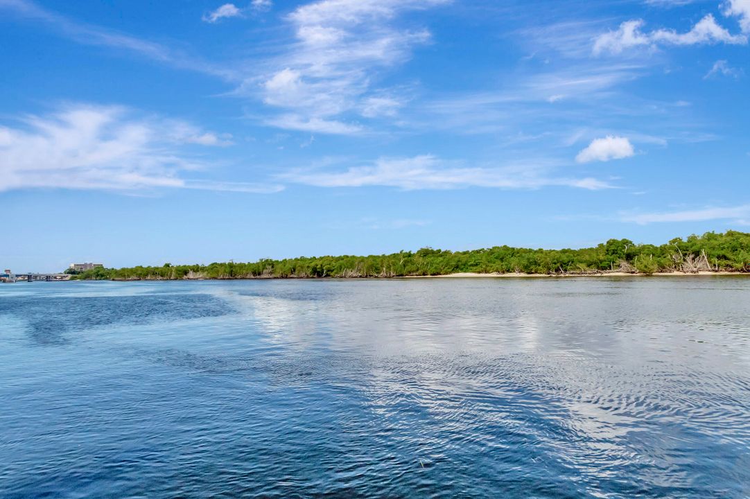 待售: $1,275,000 (3 贝兹, 2 浴室, 1899 平方英尺)