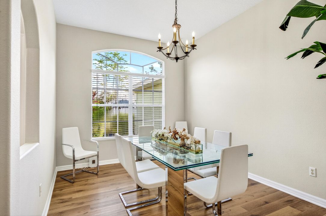 Active With Contract: $2,500 (3 beds, 2 baths, 2115 Square Feet)