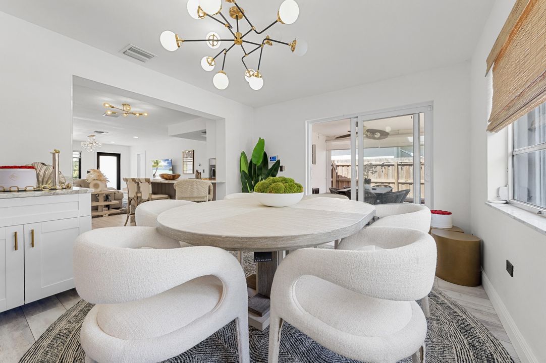 For Sale: $650,000 (2 beds, 2 baths, 1145 Square Feet)