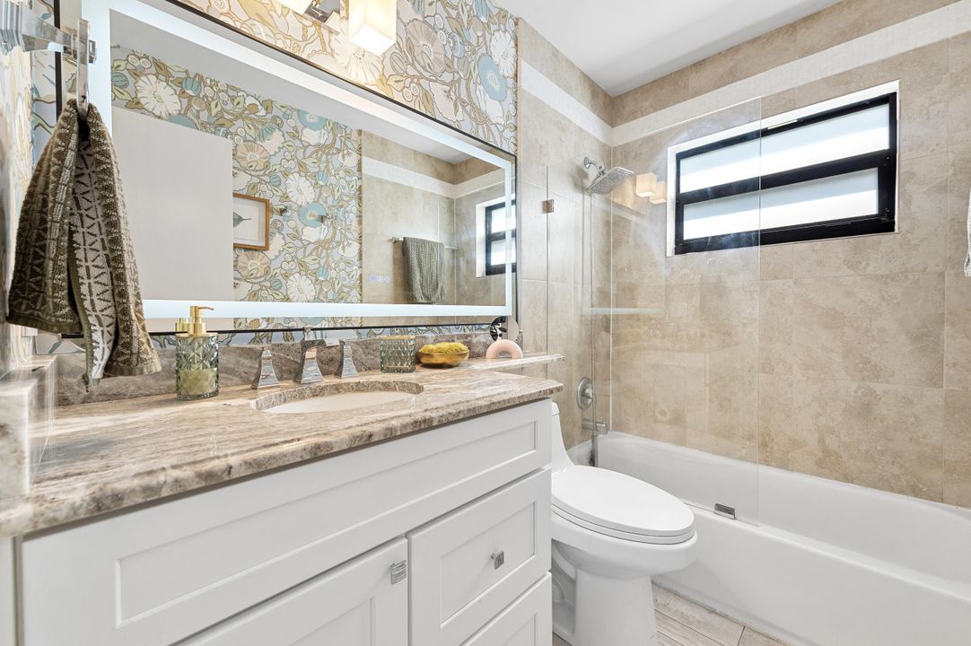 For Sale: $650,000 (2 beds, 2 baths, 1145 Square Feet)