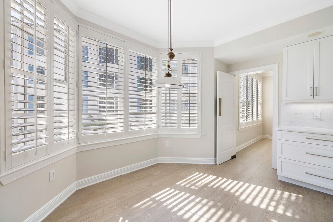 待售: $1,250,000 (3 贝兹, 3 浴室, 2760 平方英尺)