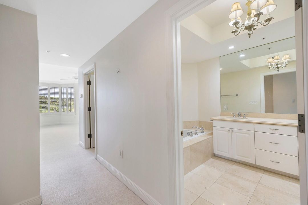 待售: $1,250,000 (3 贝兹, 3 浴室, 2760 平方英尺)