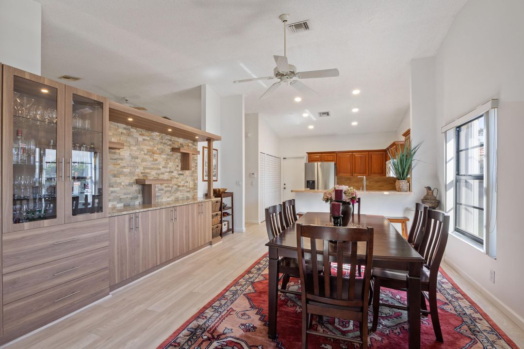 Active With Contract: $490,000 (3 beds, 2 baths, 2104 Square Feet)