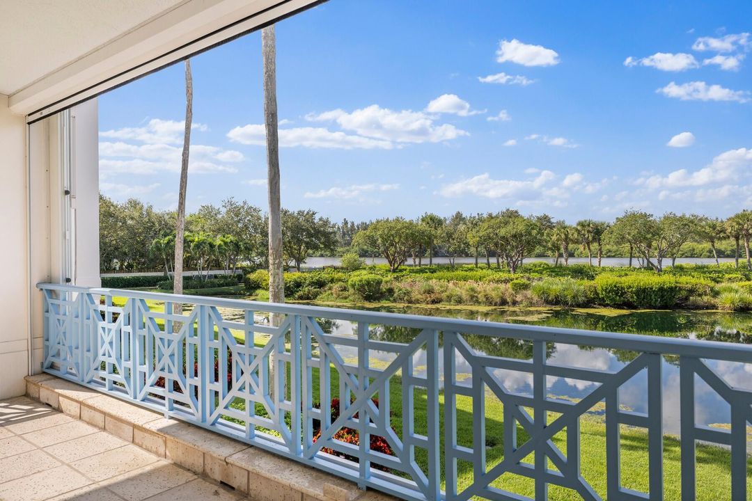 待售: $1,250,000 (3 贝兹, 3 浴室, 2760 平方英尺)