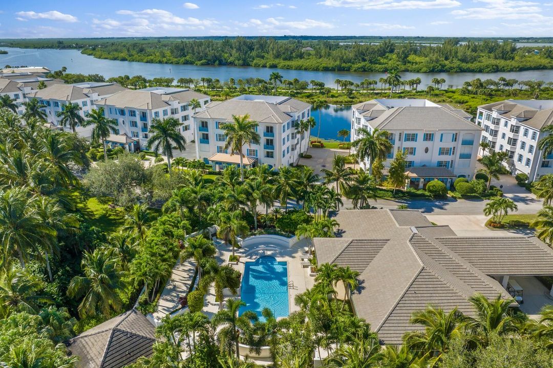 待售: $1,250,000 (3 贝兹, 3 浴室, 2760 平方英尺)