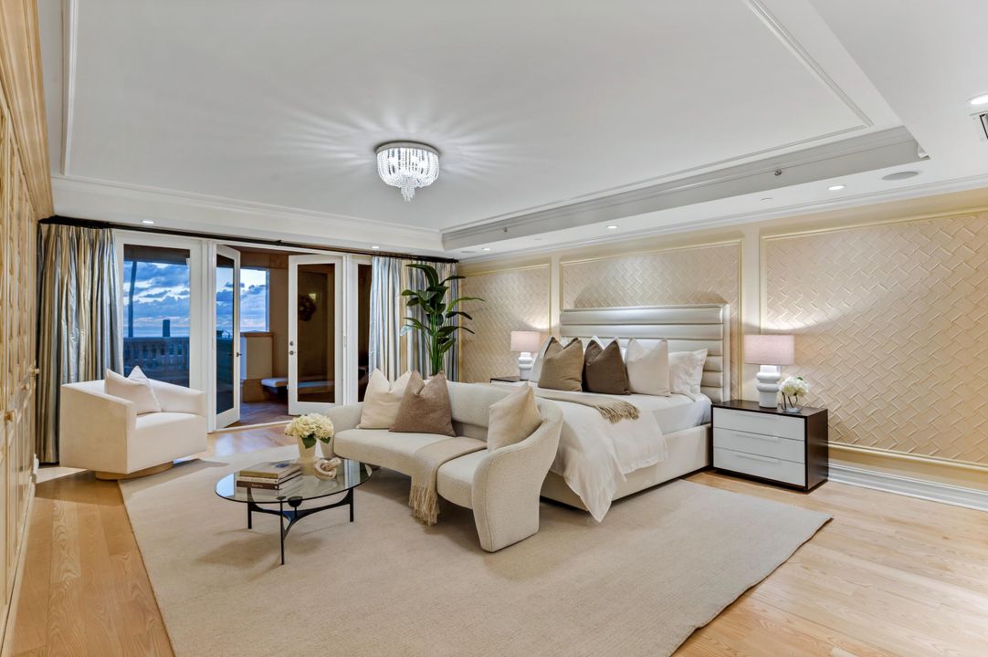 На продажу: $7,750,000 (3 спален, 2 ванн, 4900 Квадратных фут)