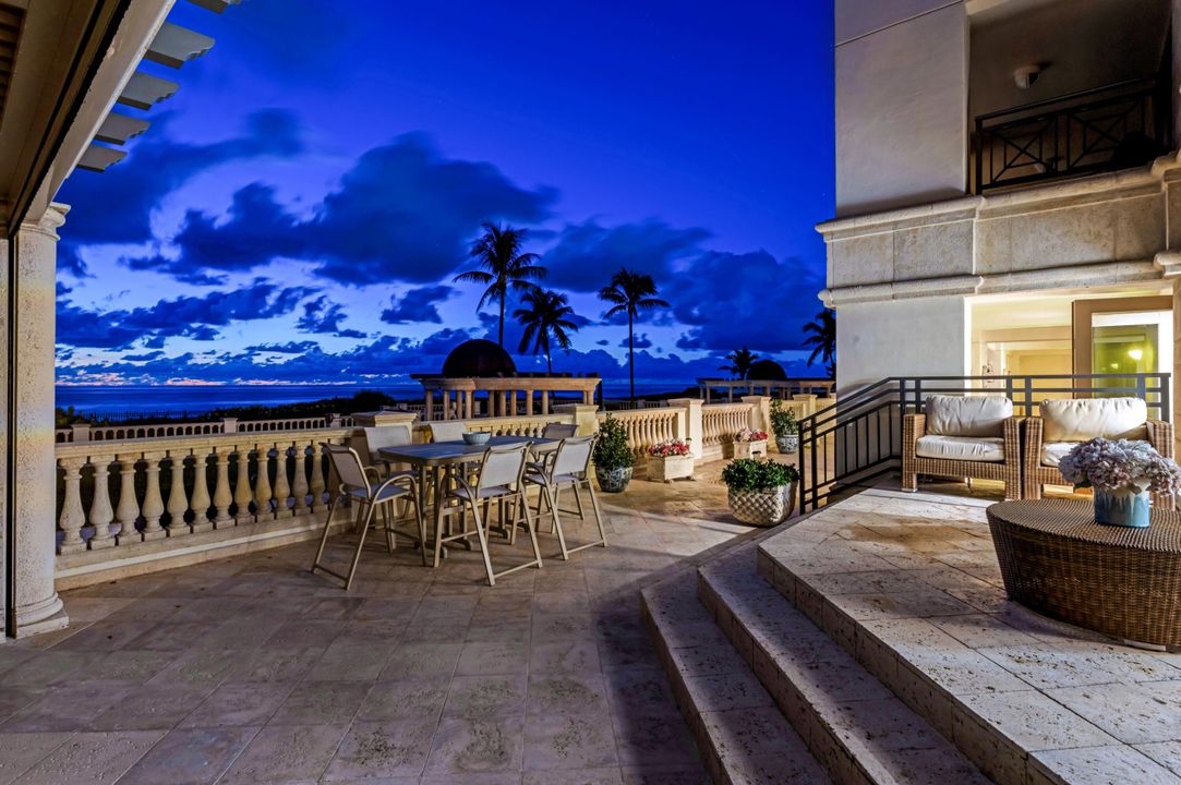 На продажу: $7,750,000 (3 спален, 2 ванн, 4900 Квадратных фут)