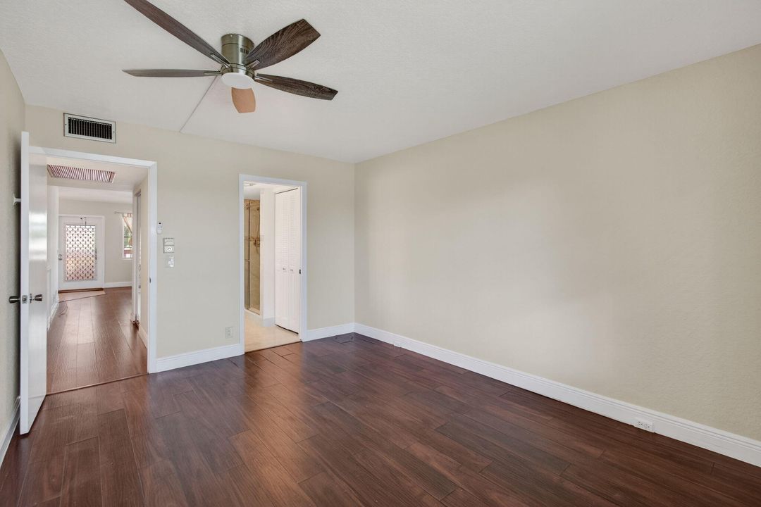 Active With Contract: $1,699 (2 beds, 2 baths, 896 Square Feet)