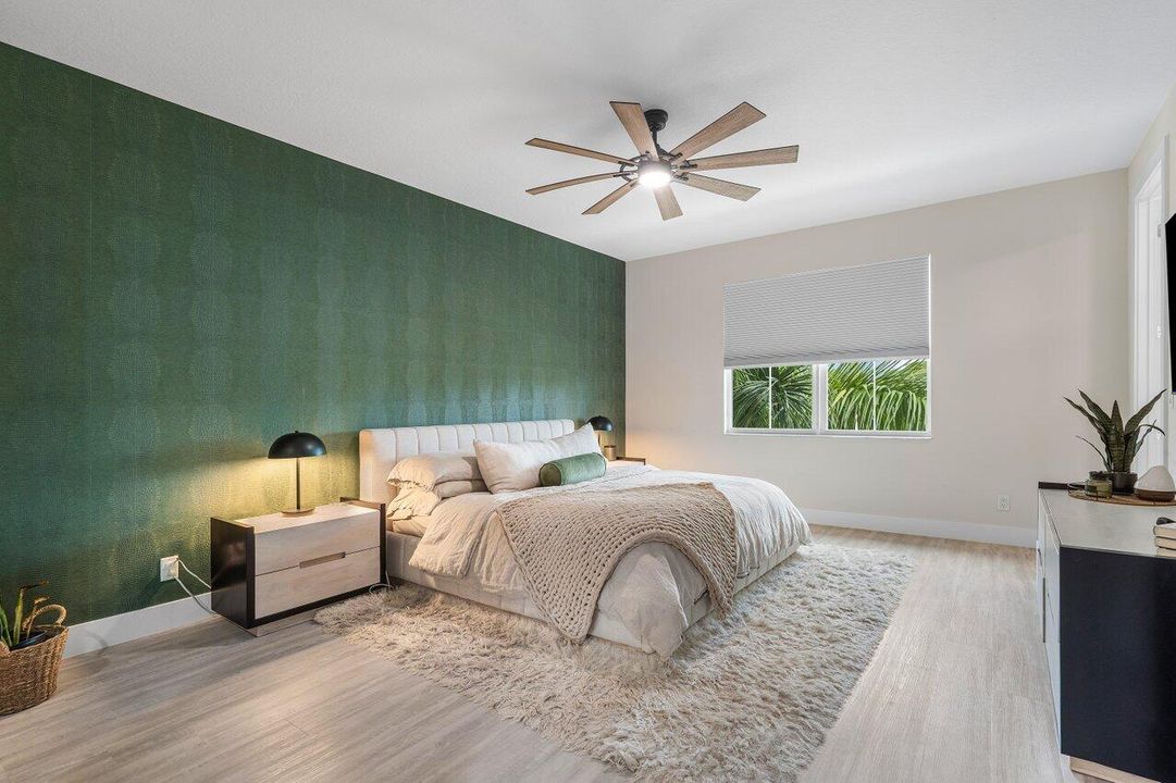 For Sale: $910,000 (3 beds, 3 baths, 2252 Square Feet)