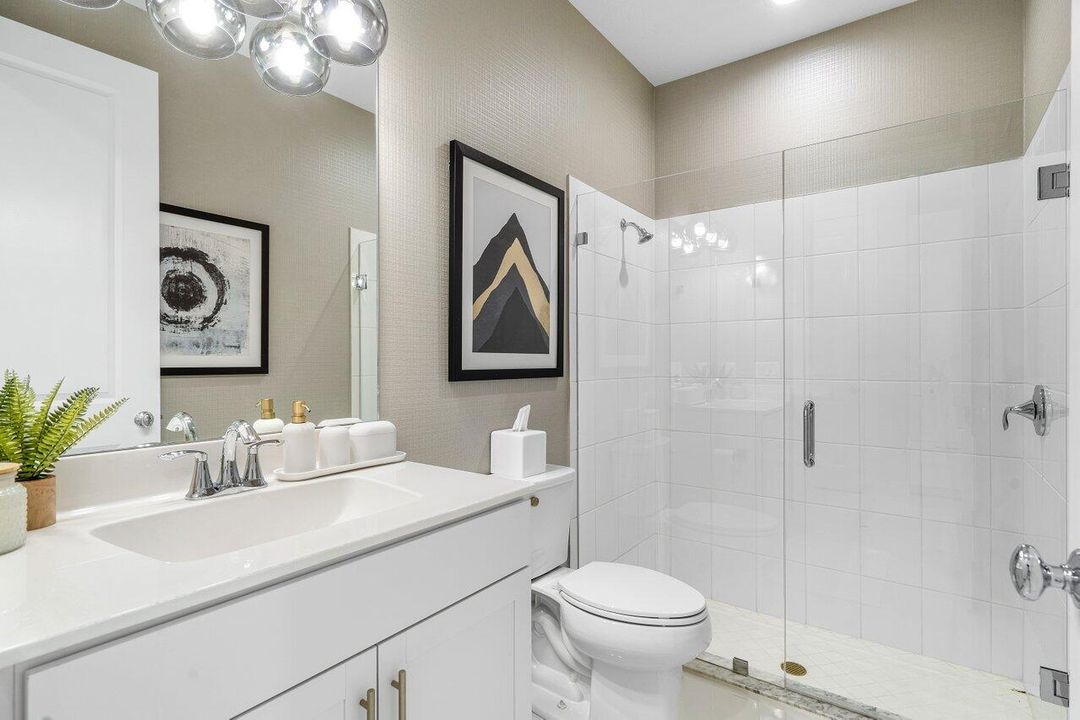 For Sale: $910,000 (3 beds, 3 baths, 2252 Square Feet)