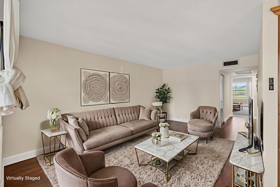 Active With Contract: $1,699 (2 beds, 2 baths, 896 Square Feet)