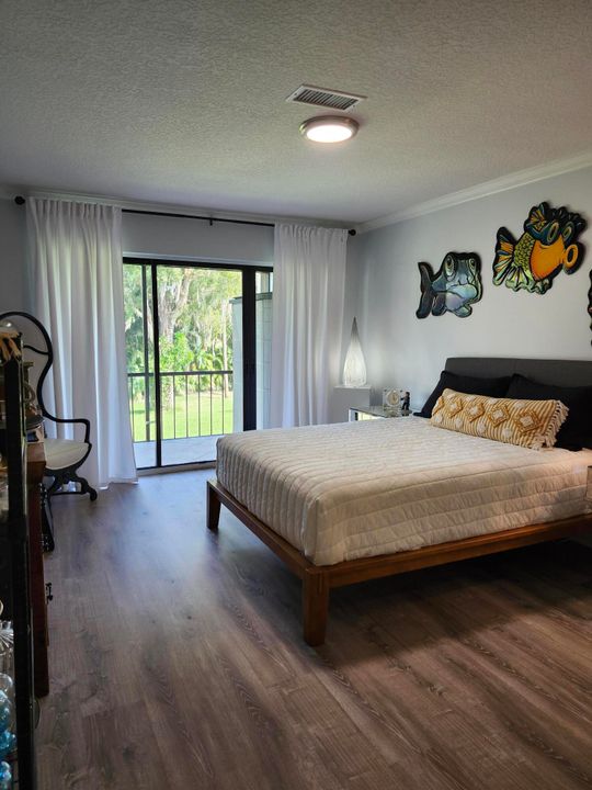 For Sale: $311,900 (2 beds, 2 baths, 1730 Square Feet)