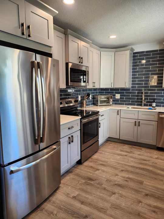 For Sale: $311,900 (2 beds, 2 baths, 1730 Square Feet)