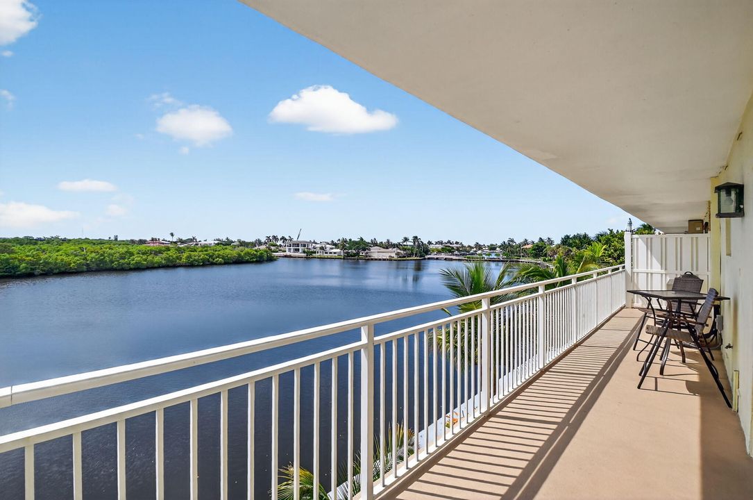 待售: $839,000 (2 贝兹, 2 浴室, 1019 平方英尺)