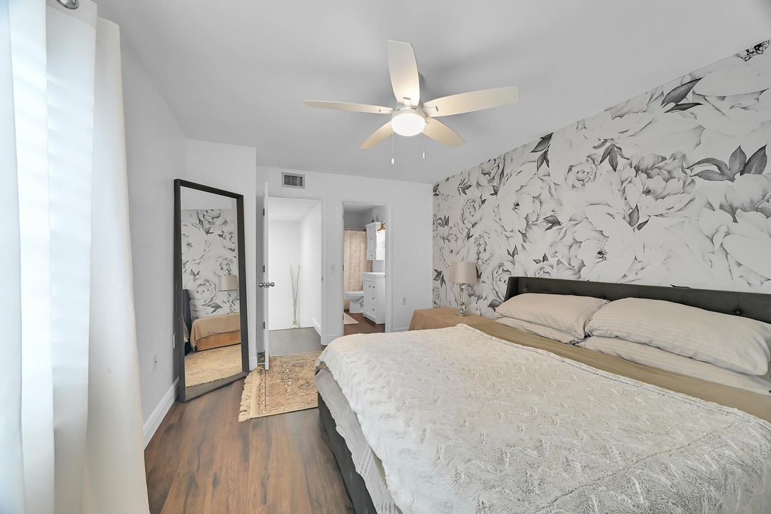 待售: $299,900 (2 贝兹, 2 浴室, 1374 平方英尺)