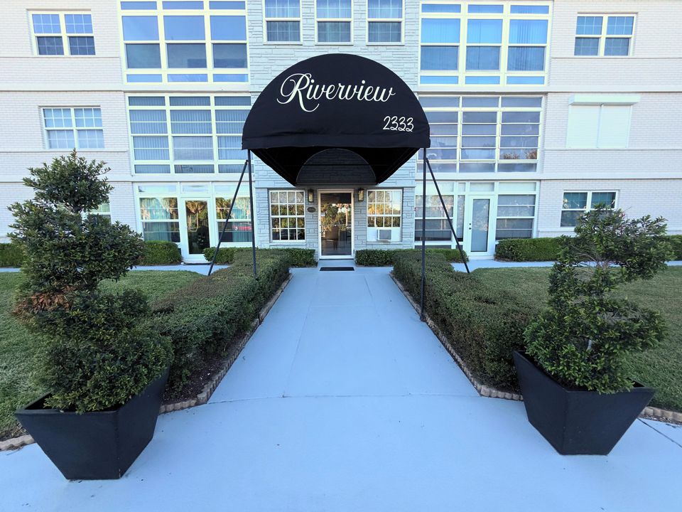 待售: $99,900 (1 贝兹, 1 浴室, 624 平方英尺)