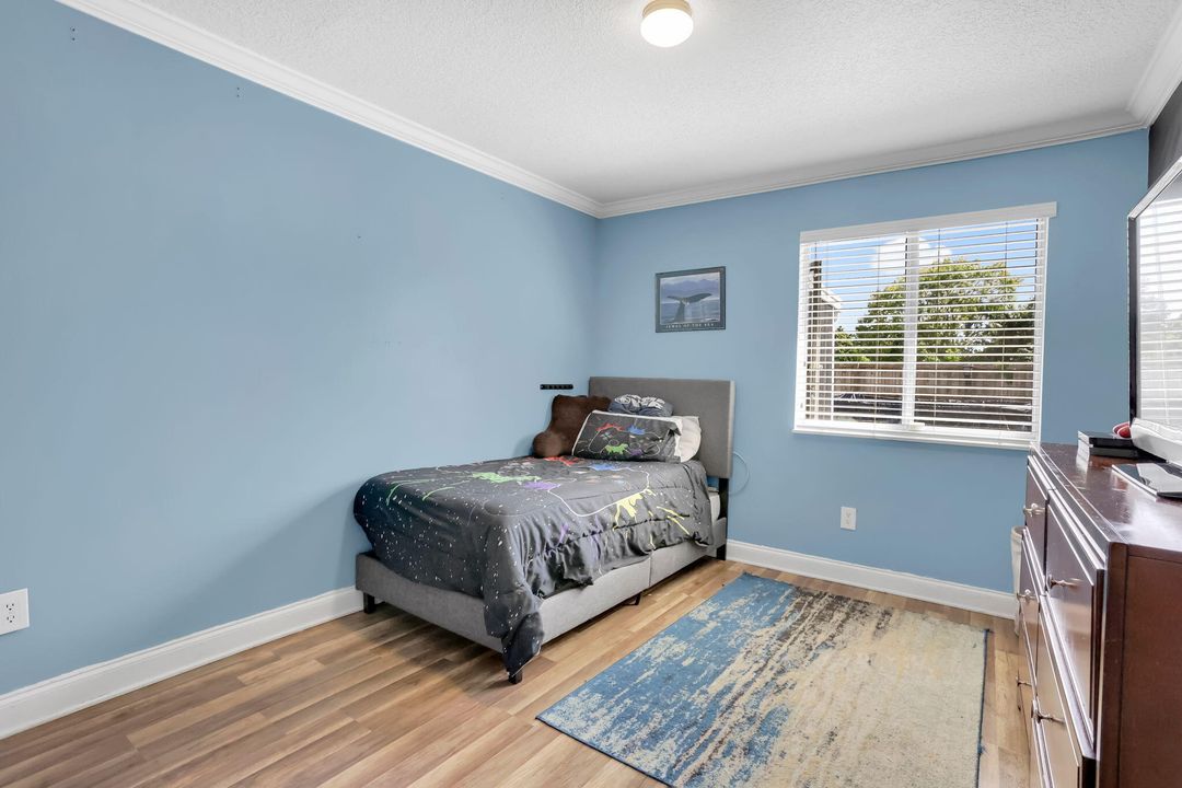 Active With Contract: $475,000 (3 beds, 2 baths, 1340 Square Feet)