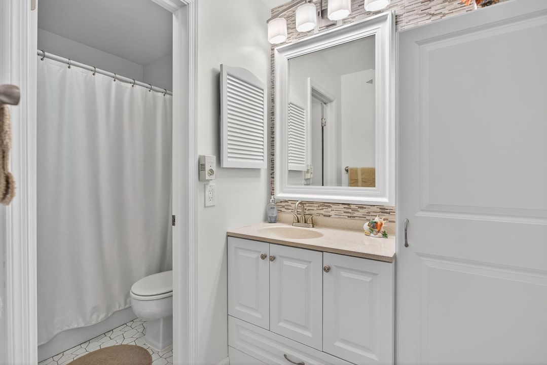 En Venta: $299,000 (2 camas, 2 baños, 966 Pies cuadrados)