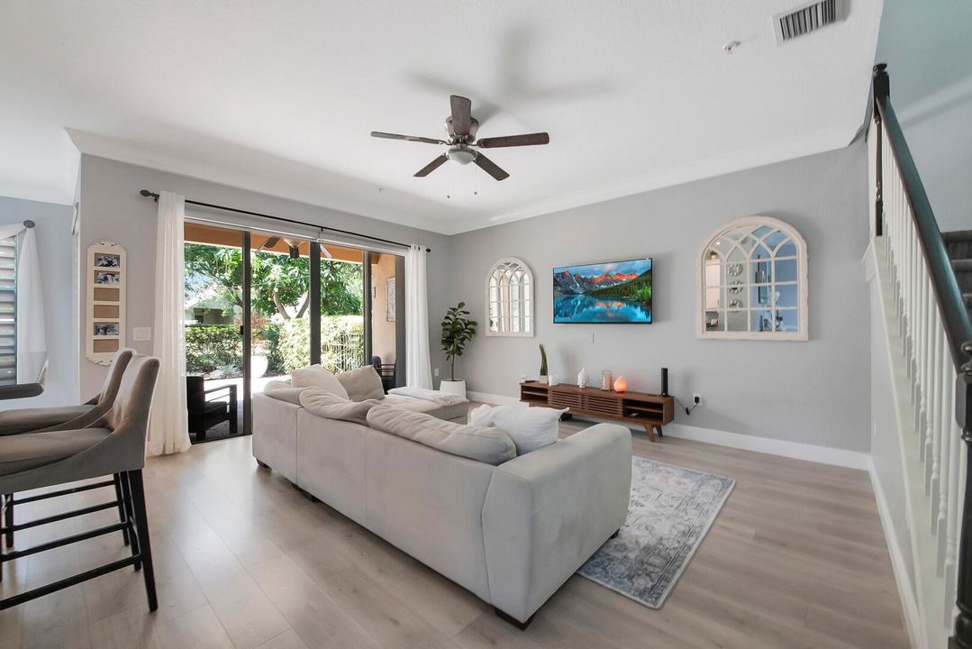 For Sale: $479,900 (4 beds, 3 baths, 2108 Square Feet)