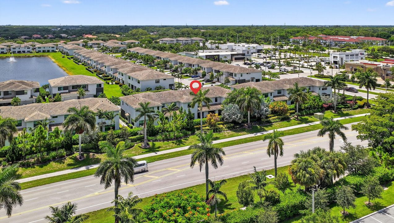 出租: $3,350 (3 贝兹, 2 浴室, 1777 平方英尺)