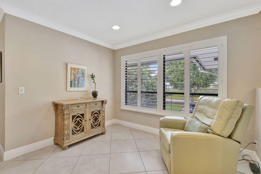 For Sale: $469,000 (3 beds, 2 baths, 1824 Square Feet)