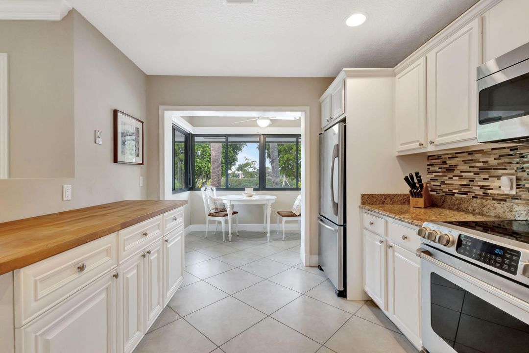 For Sale: $469,000 (3 beds, 2 baths, 1824 Square Feet)