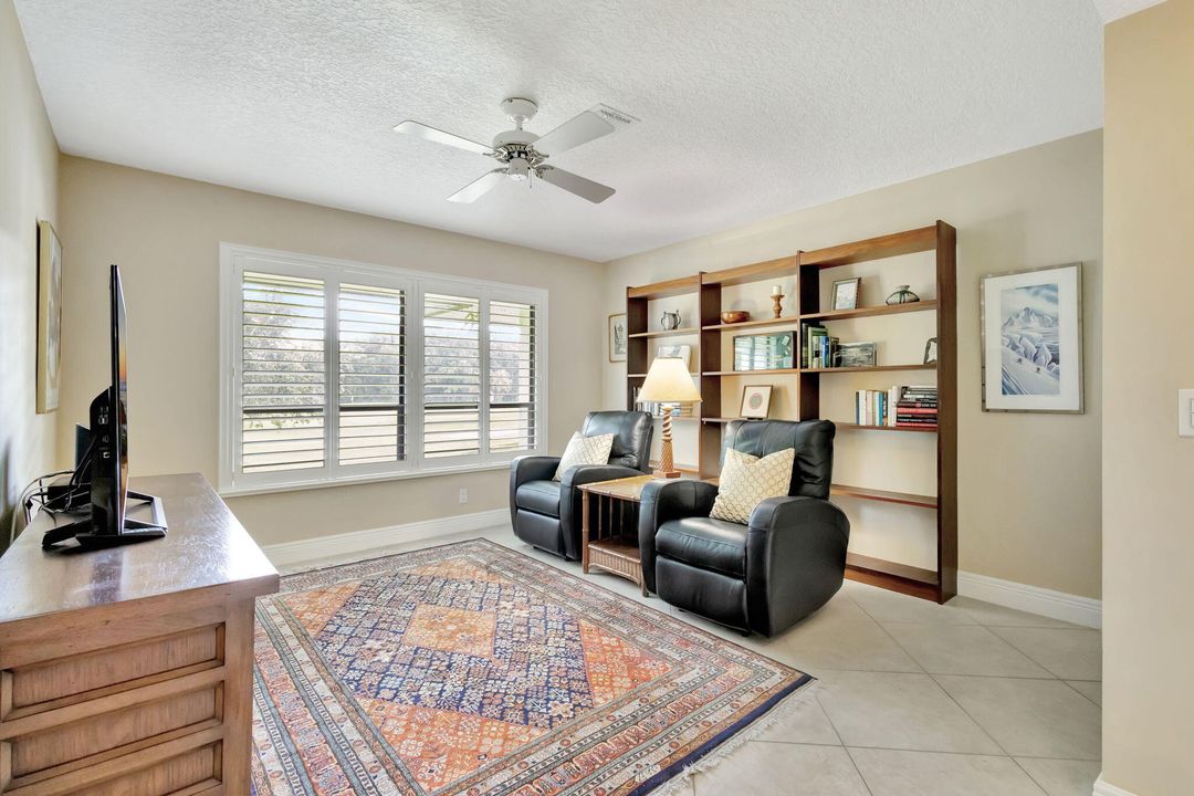 For Sale: $469,000 (3 beds, 2 baths, 1824 Square Feet)