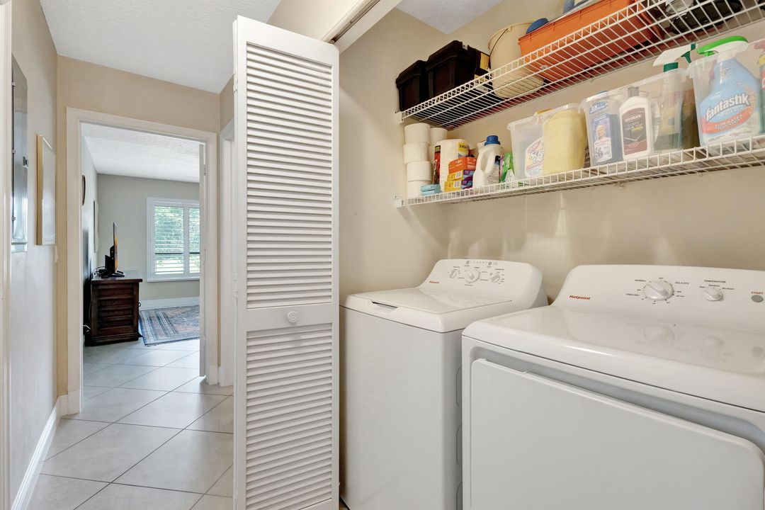 For Sale: $469,000 (3 beds, 2 baths, 1824 Square Feet)