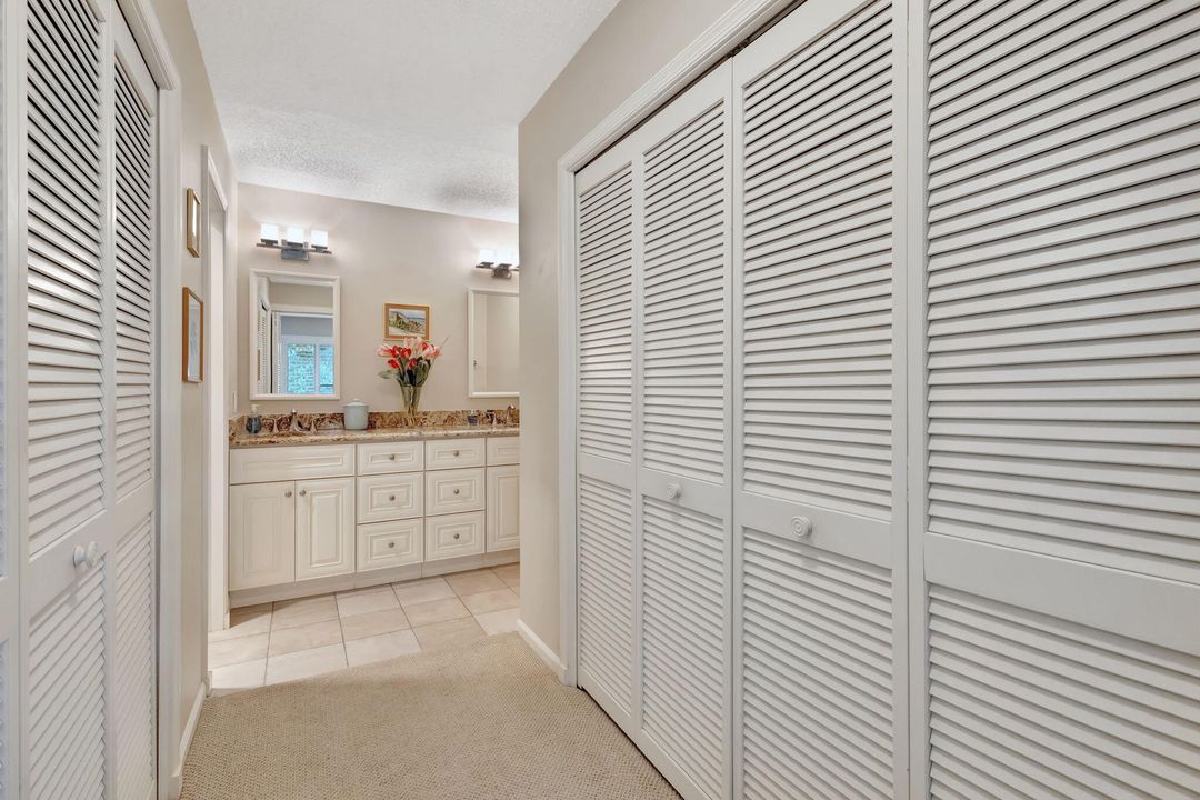 For Sale: $469,000 (3 beds, 2 baths, 1824 Square Feet)