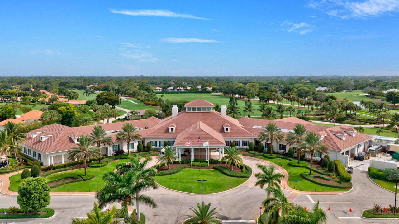 For Sale: $469,000 (3 beds, 2 baths, 1824 Square Feet)