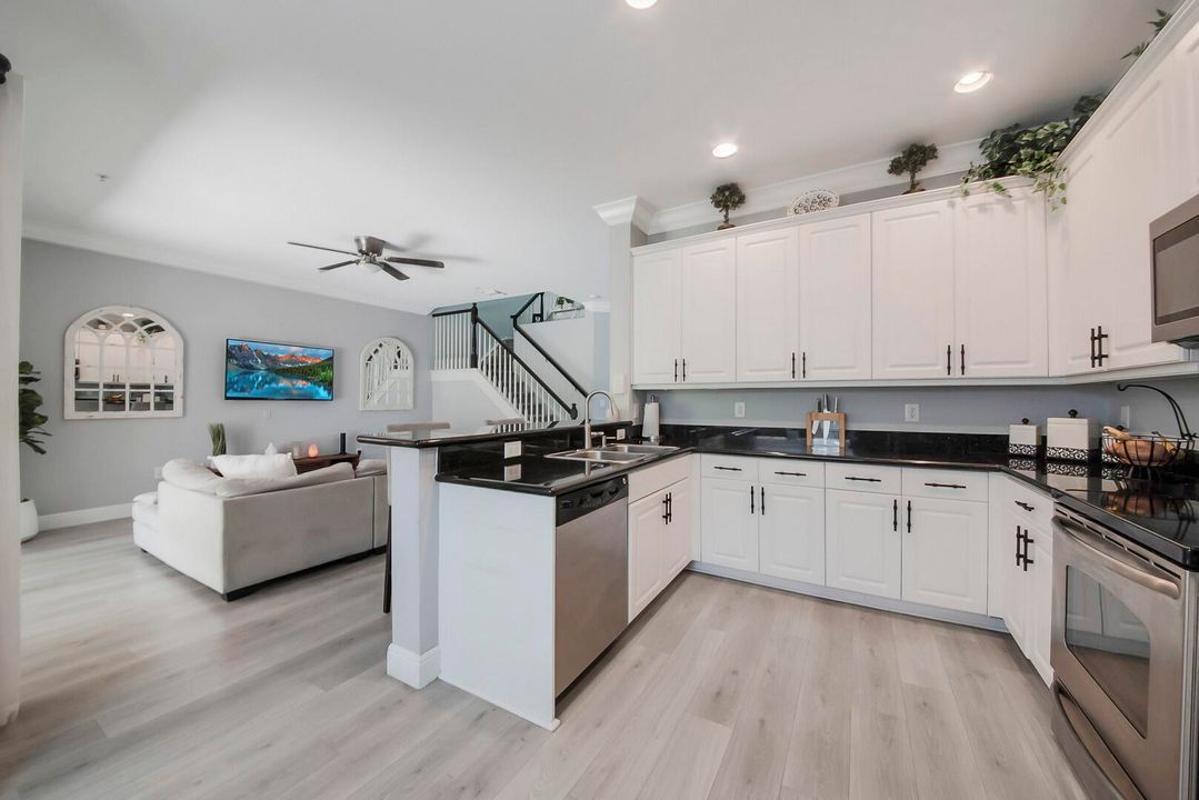 For Sale: $479,900 (4 beds, 3 baths, 2108 Square Feet)