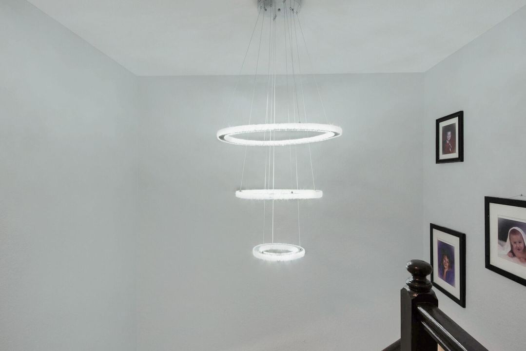 For Sale: $479,900 (4 beds, 3 baths, 2108 Square Feet)