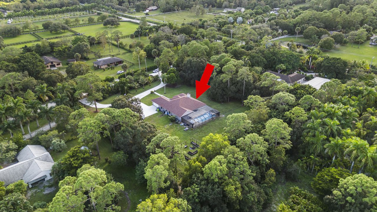 Activo con contrato: $899,999 (4 camas, 3 baños, 2649 Pies cuadrados)