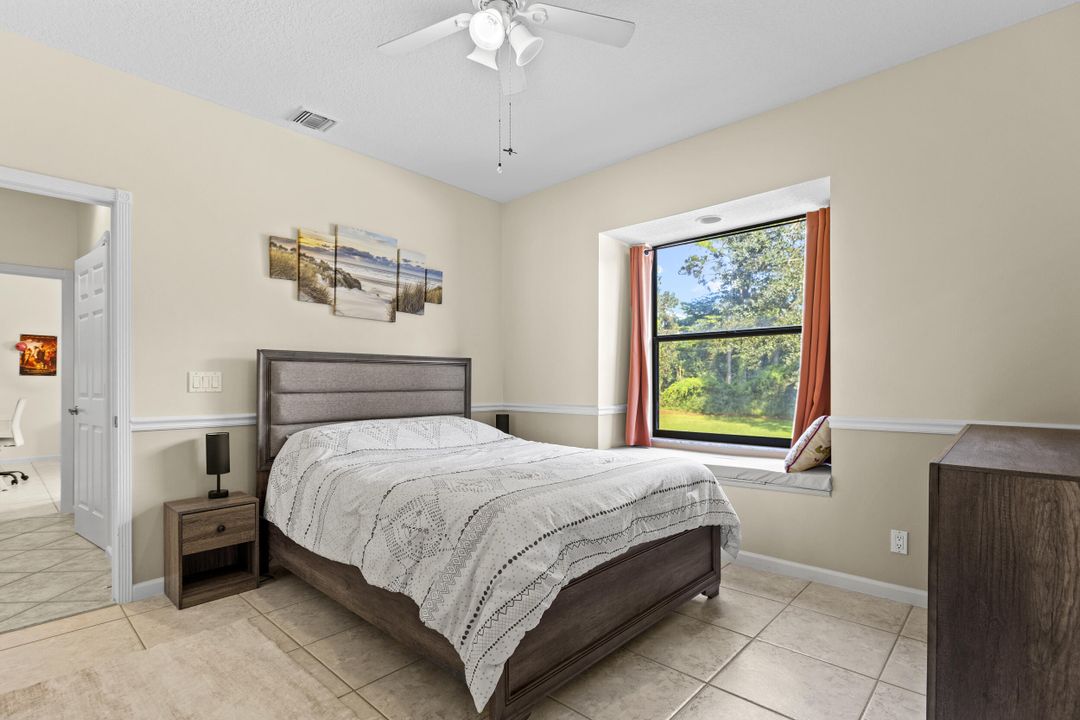 Activo con contrato: $899,999 (4 camas, 3 baños, 2649 Pies cuadrados)