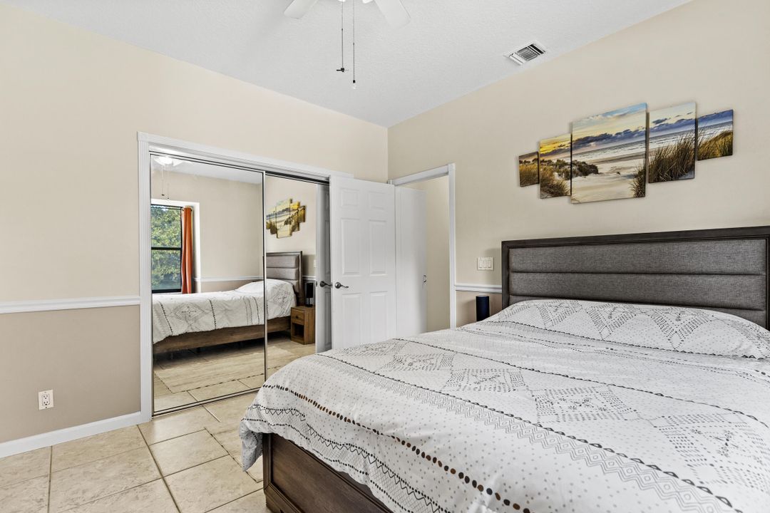 Activo con contrato: $899,999 (4 camas, 3 baños, 2649 Pies cuadrados)