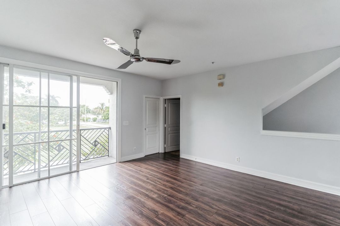 Active With Contract: $3,300 (2 beds, 2 baths, 1596 Square Feet)