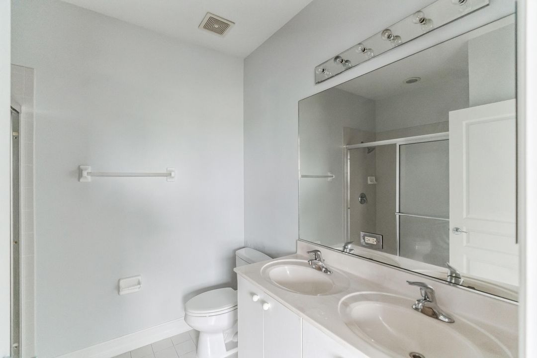 Active With Contract: $3,300 (2 beds, 2 baths, 1596 Square Feet)