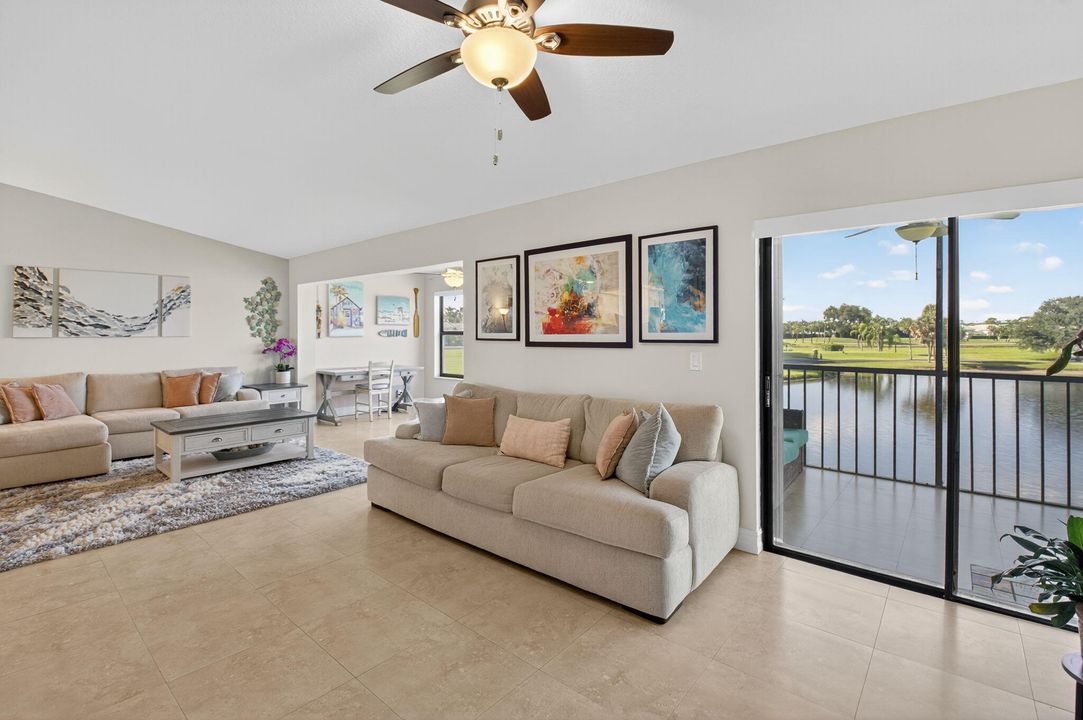 Active With Contract: $3,000 (2 beds, 2 baths, 1598 Square Feet)